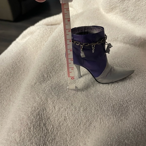 Vintage mini purple boot - Just The Right Shoe by Raine.  Like new with charms. - Picture 3 of 6